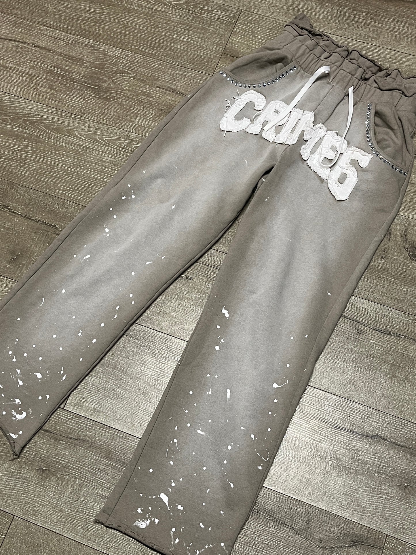 "GOIN GLOBAL" PANTS